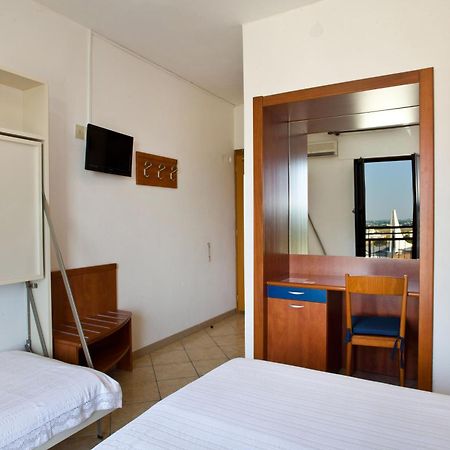 Hotel Frank Лидо-ди-Езоло Номер фото