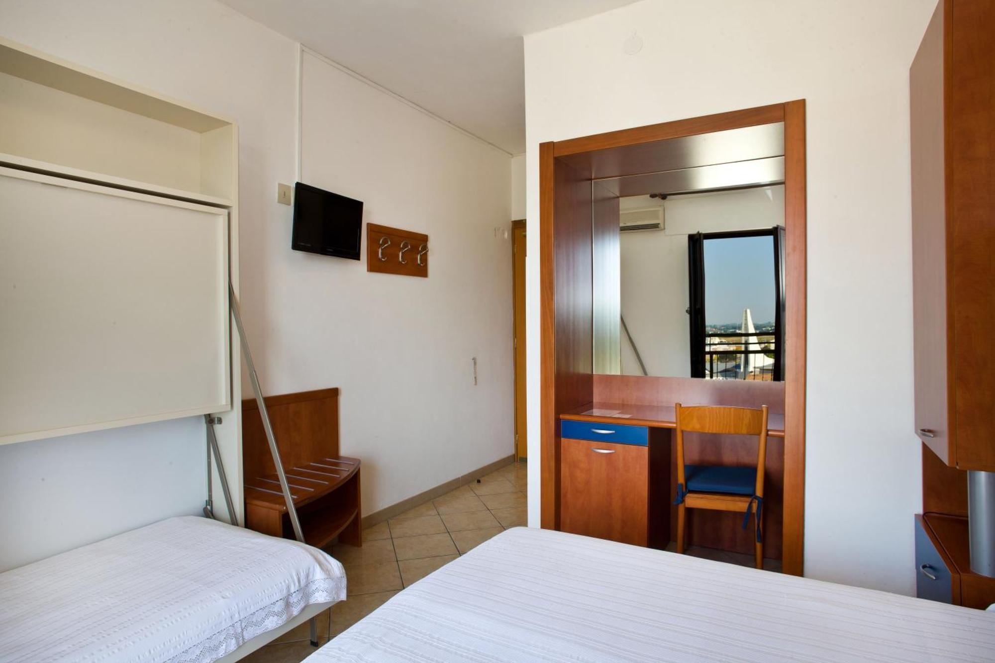Hotel Frank Лидо-ди-Езоло Номер фото